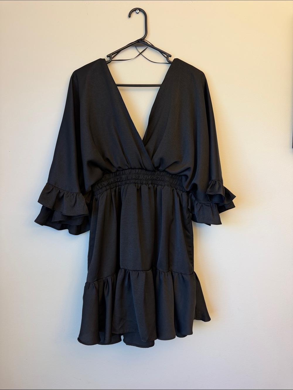 Glam Black Ruffled V-Neck Women's Dress